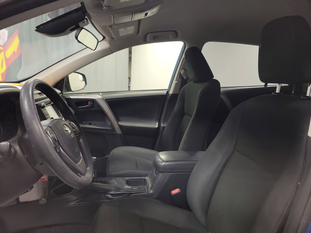 Used 2017 Toyota RAV4 LE image 12