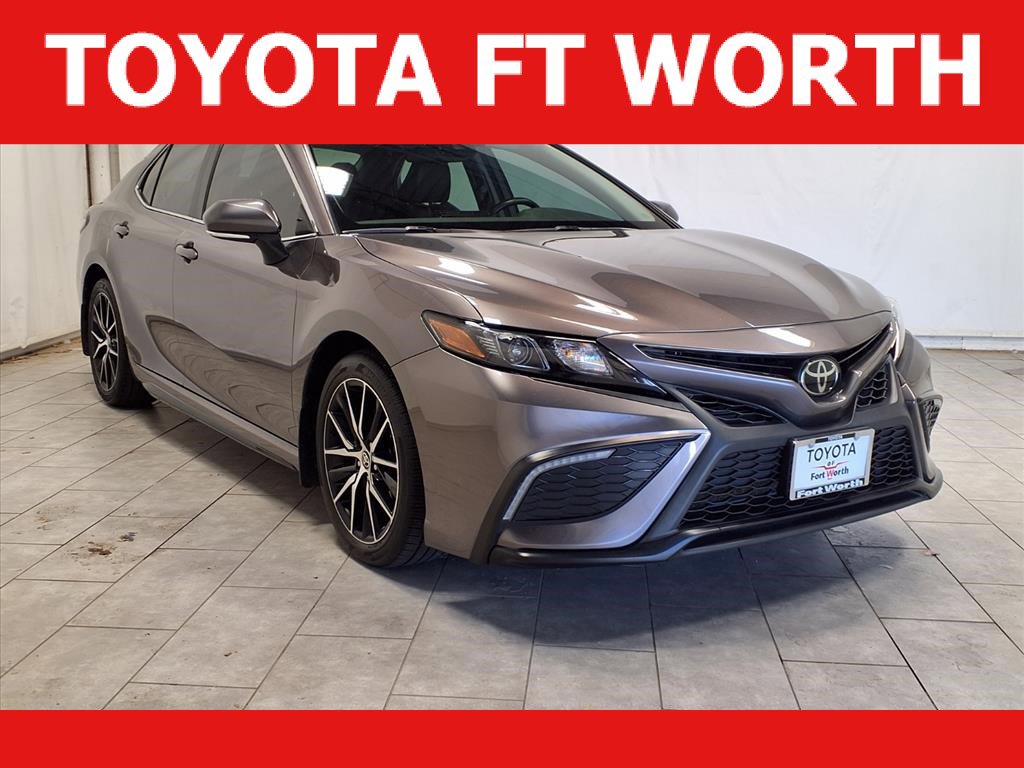 Used 2023 Toyota Camry SE