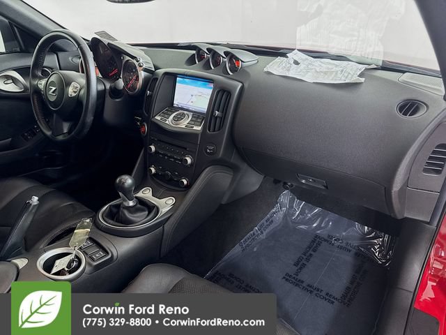 Used 2012 Nissan 370Z Touring RWD image 27