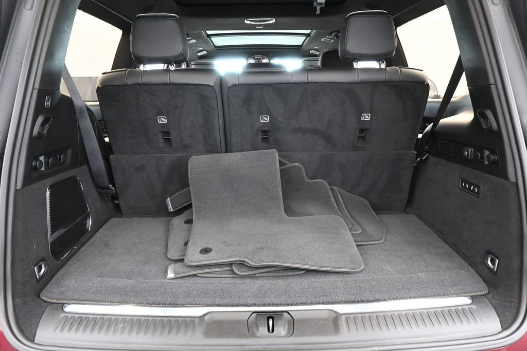 Used 2022 Jeep Grand Wagoneer Series III AWD/4WD image 44