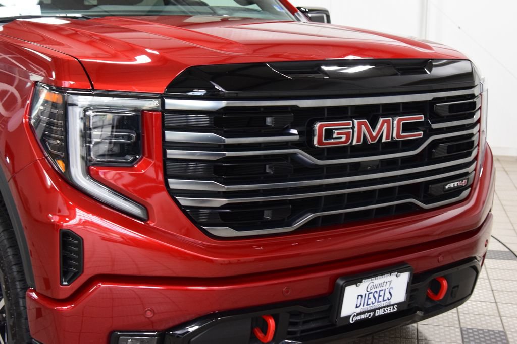 Used 2025 GMC Sierra 1500 AT4 w/ AT4 Premium Package AWD/4WD image 12