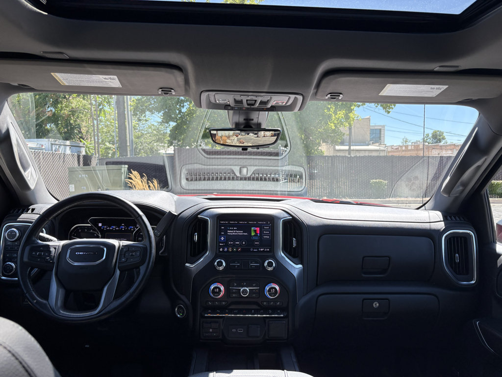 Used 2020 GMC Sierra 1500 Denali w/ Denali Ultimate Package AWD/4WD image 38