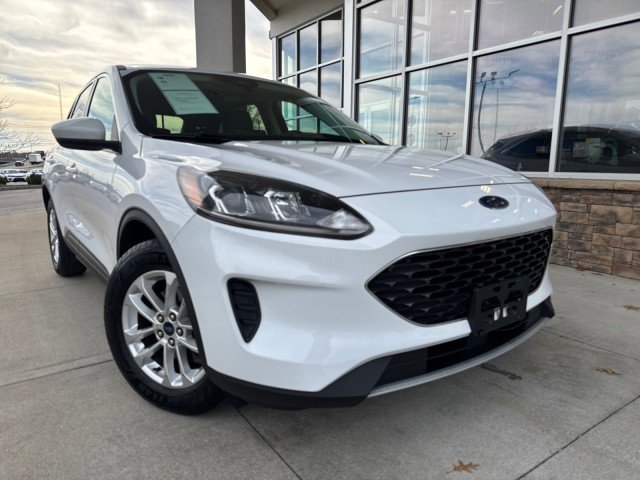 Used 2021 Ford Escape SE image 1