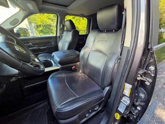 Used 2016 RAM 2500 Laramie w/ Convenience Group AWD/4WD image 13