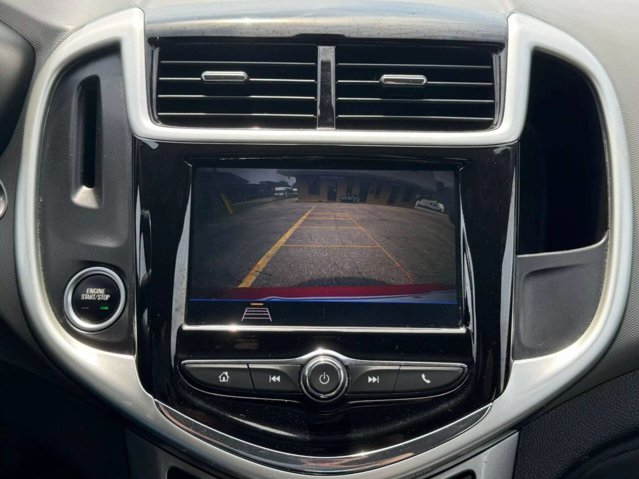 Used 2020 Chevrolet Sonic Premier FWD image 25