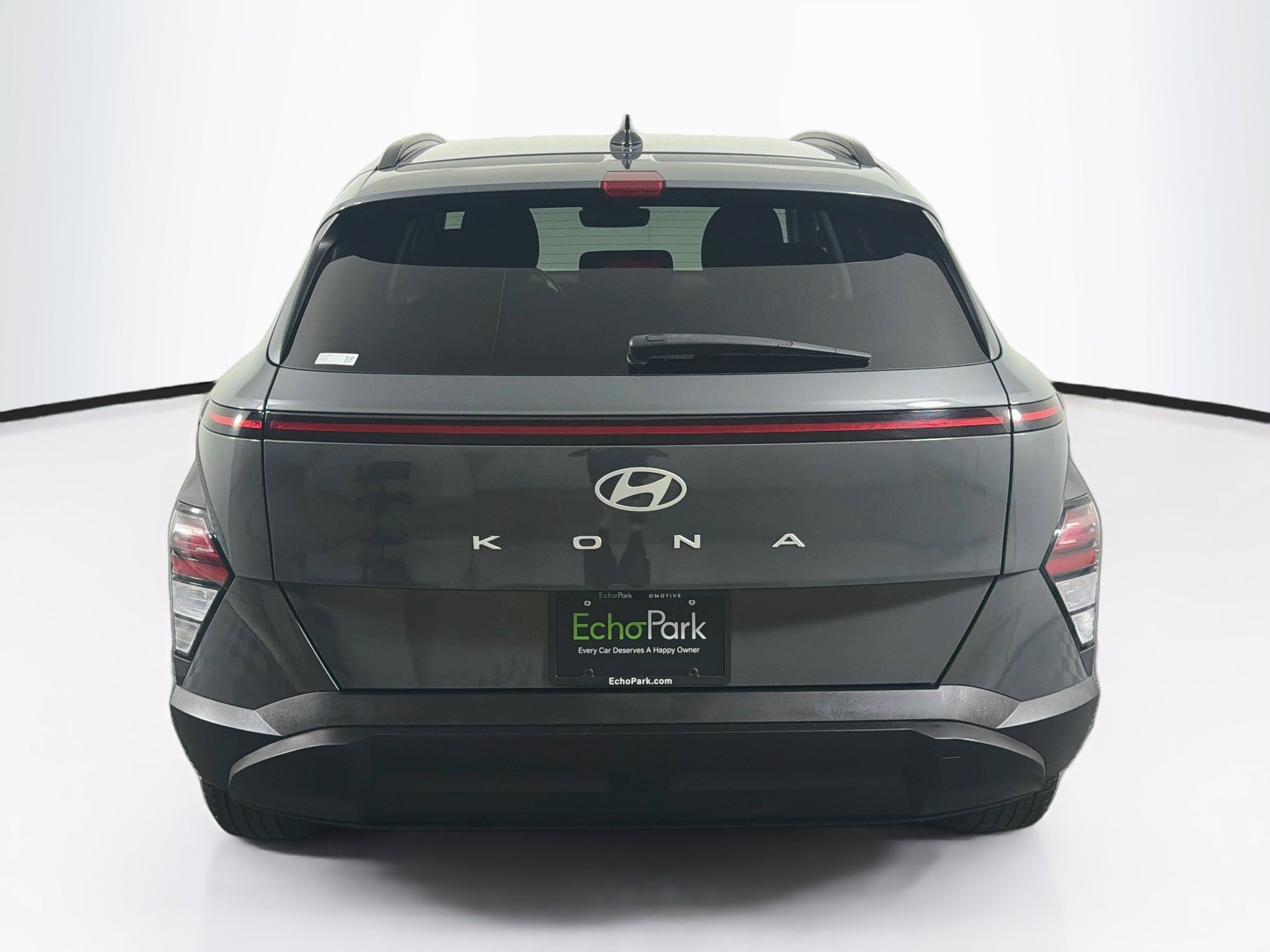 Used 2025 Hyundai Kona SEL FWD image 7
