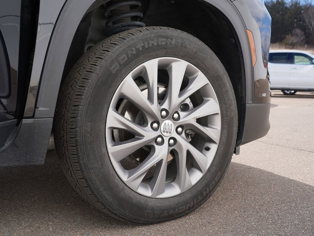 Used 2025 Buick Enclave Preferred AWD/4WD image 32