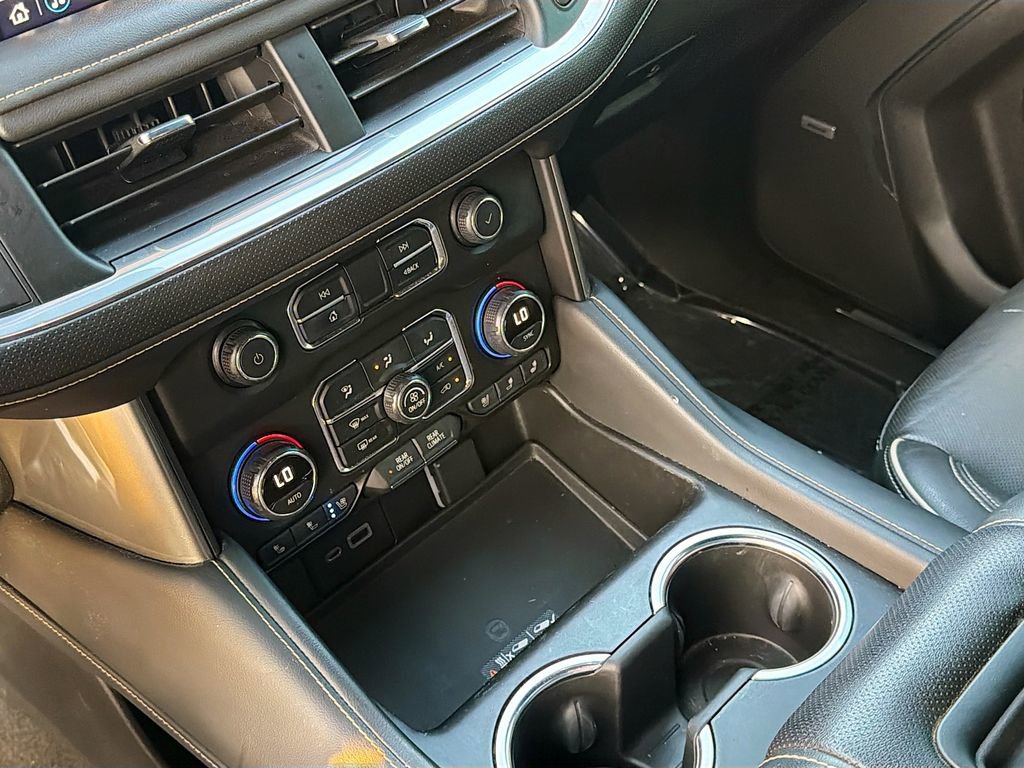 Used 2021 Chevrolet Tahoe Premier w/ Premium Package image 29