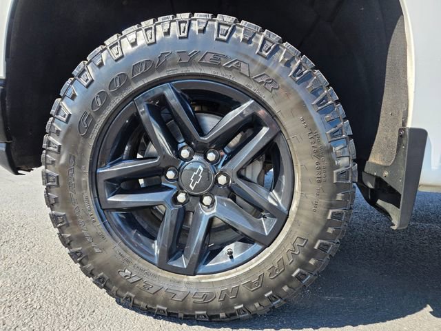 Used 2020 Chevrolet Silverado 1500 LT Trail Boss image 7