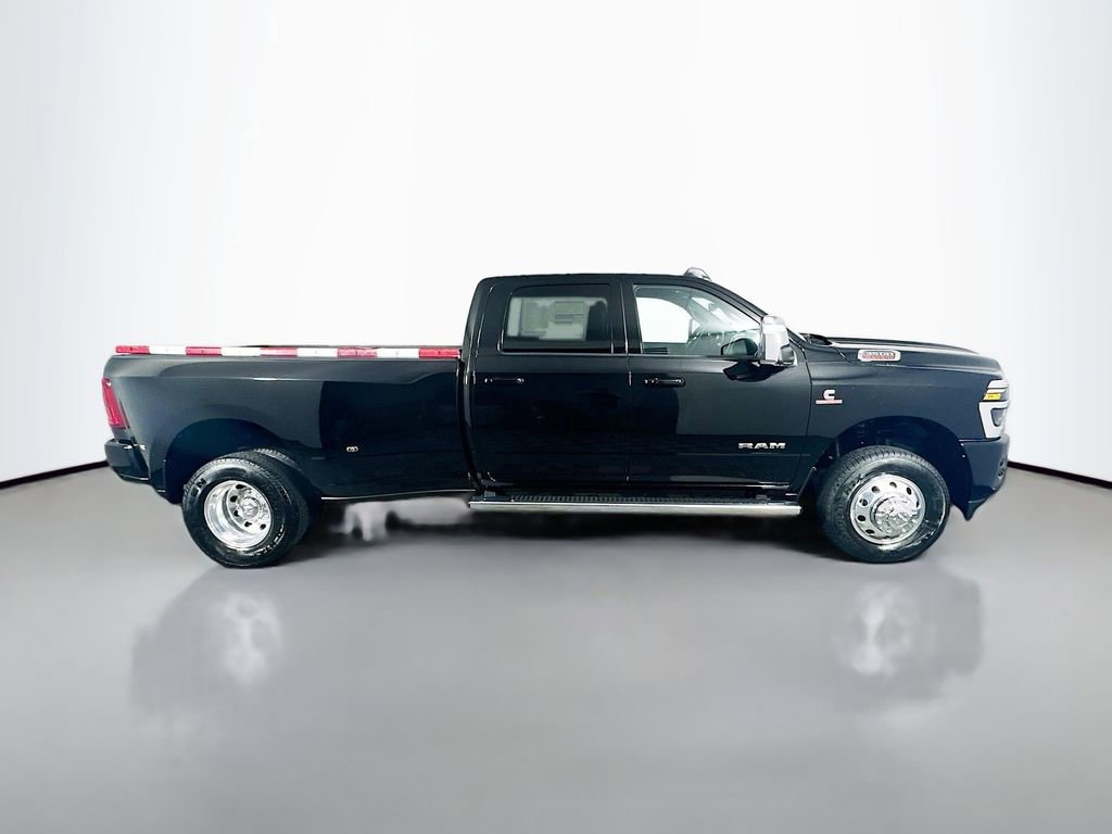 New 2025 RAM 3500 Laramie AWD/4WD image 8