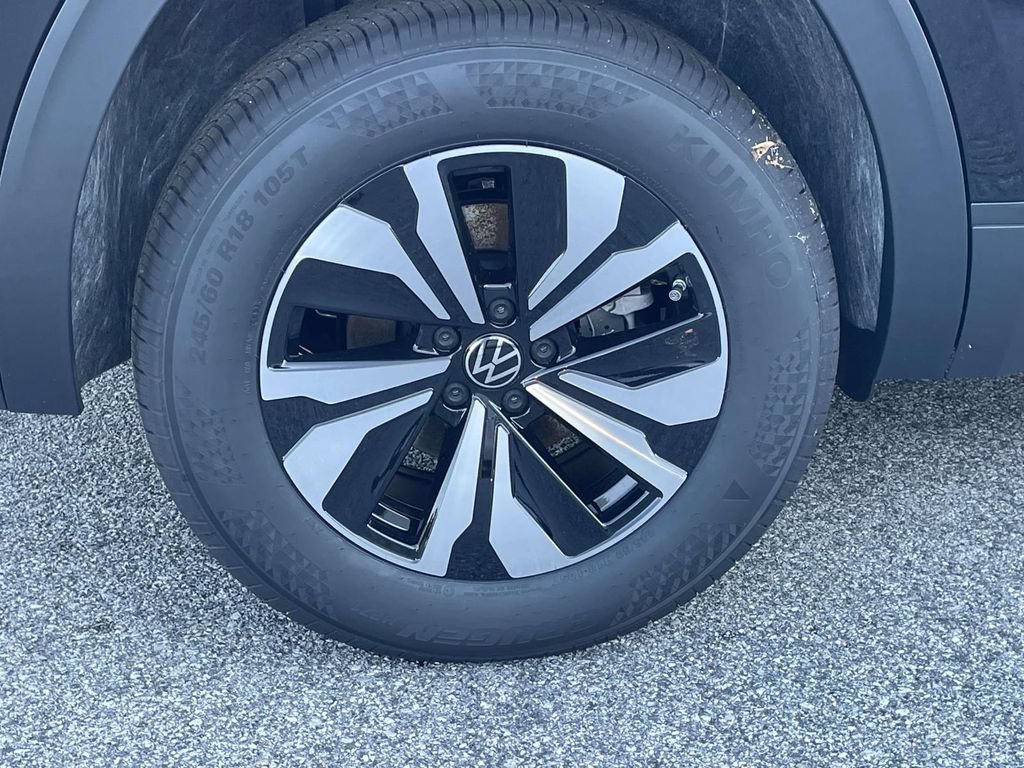 New 2026 Volkswagen Atlas SE FWD image 7