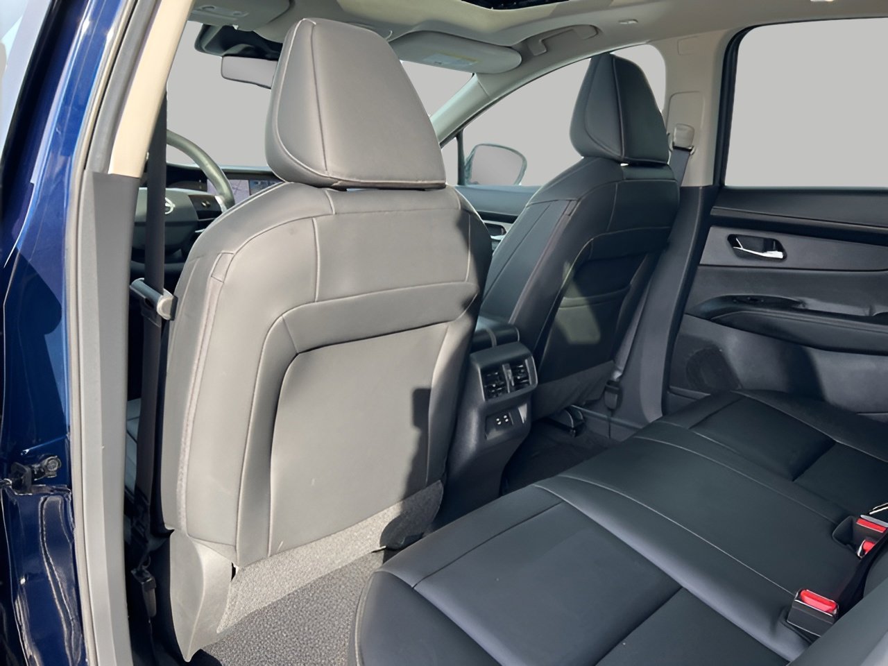 Used 2025 Nissan Murano SL image 28