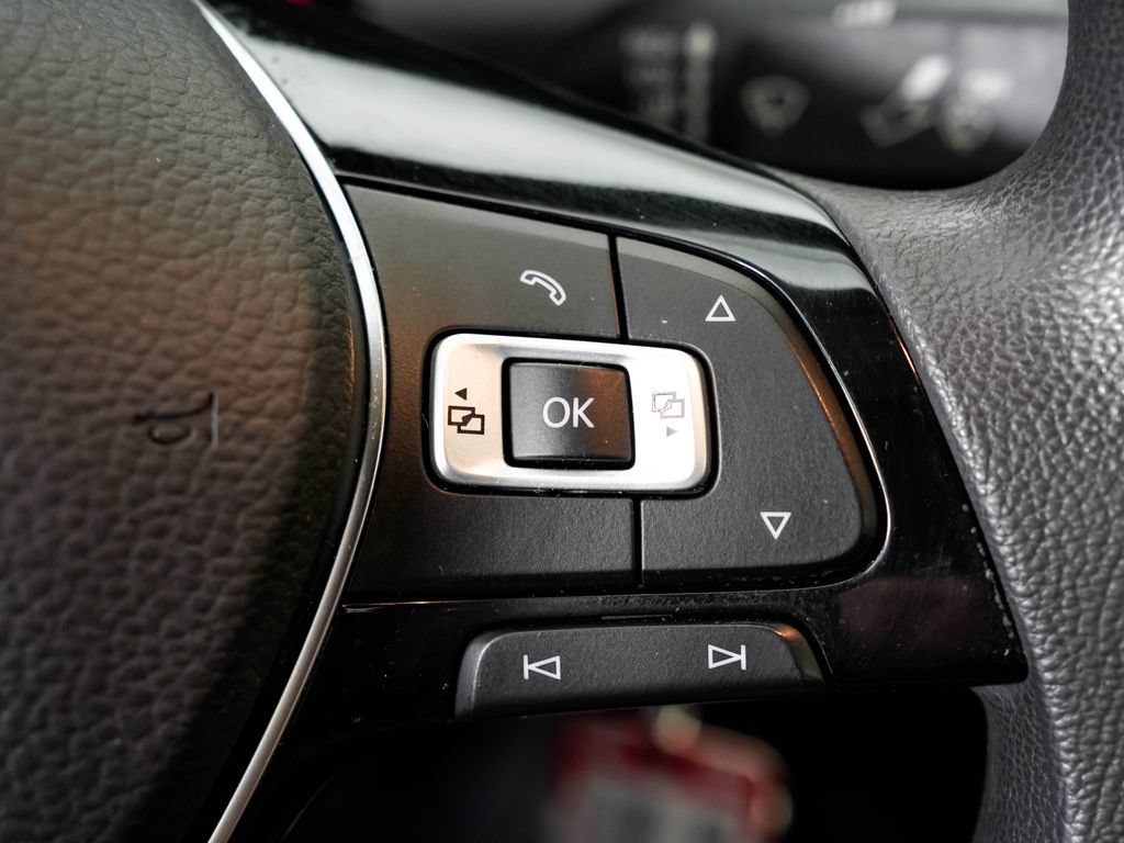 Used 2017 Volkswagen Jetta S w/ Jetta S Cold Weather Package FWD image 14
