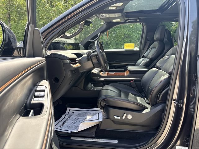 Used 2025 Lincoln Navigator L Black Label AWD/4WD image 28