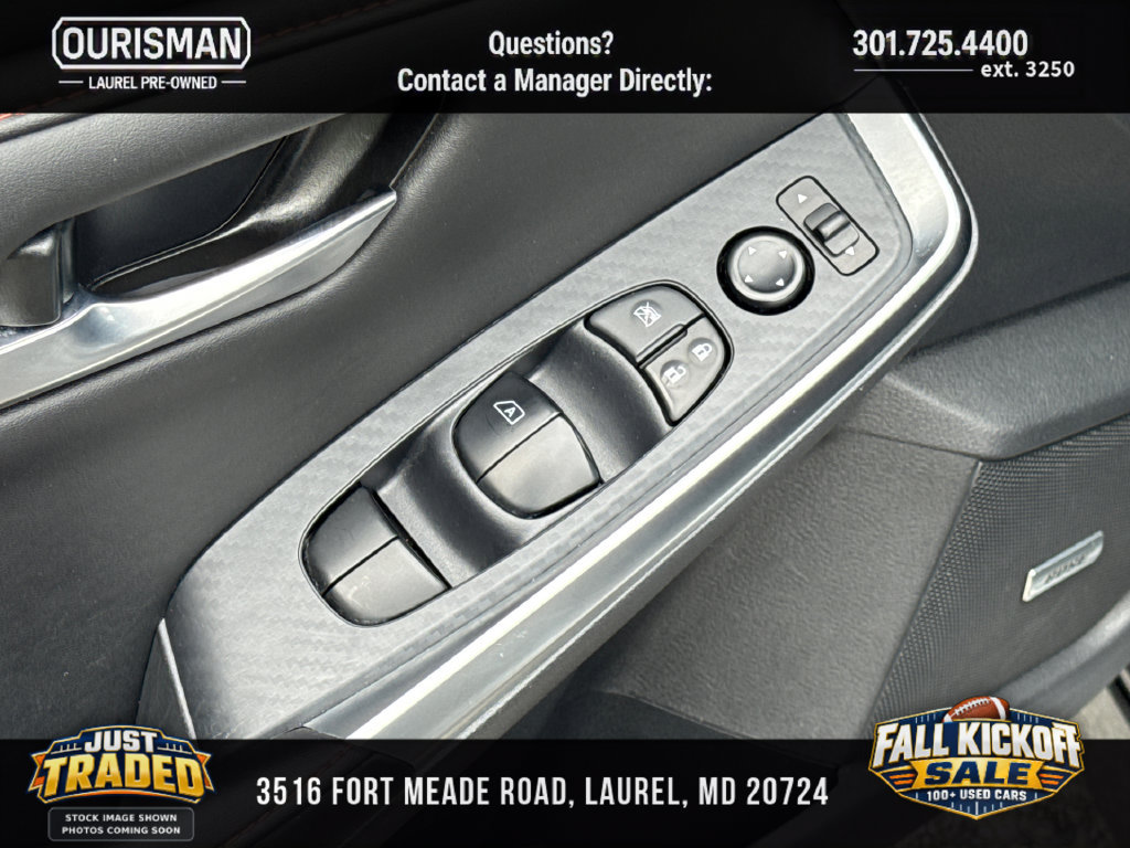 Used 2025 Nissan Sentra SR w/ SR Premium Package FWD image 8