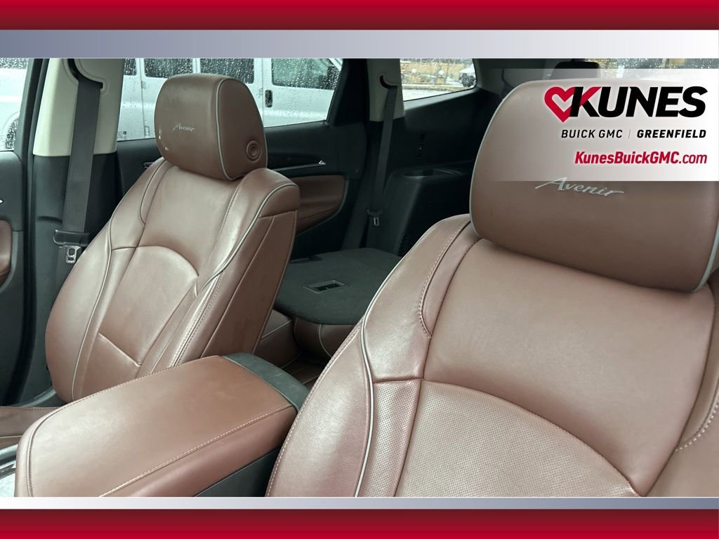 Used 2020 Buick Enclave Avenir w/ Avenir Technology Package image 17