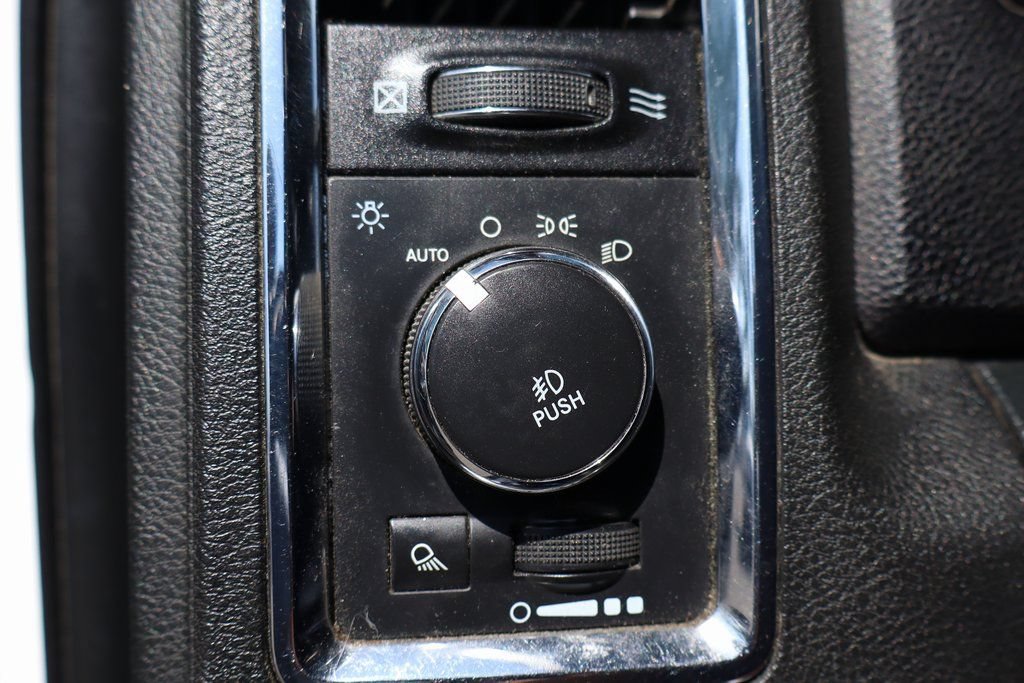 Used 2015 RAM 2500 Longhorn w/ Convenience Group AWD/4WD image 20