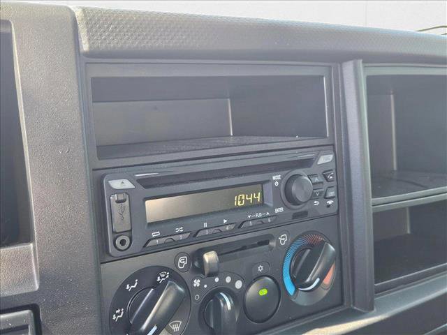 New 2024 Chevrolet Low Cab Forward image 12