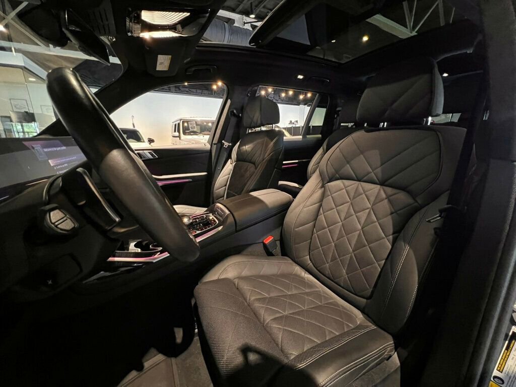 Used 2024 BMW X7 xDrive40i w/ M Sport Package image 15