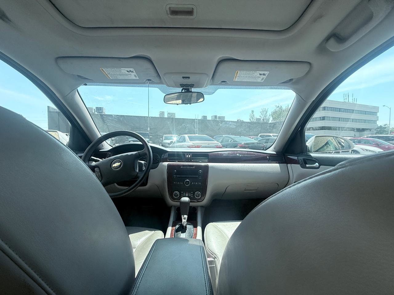 Used 2008 Chevrolet Impala LT FWD image 13