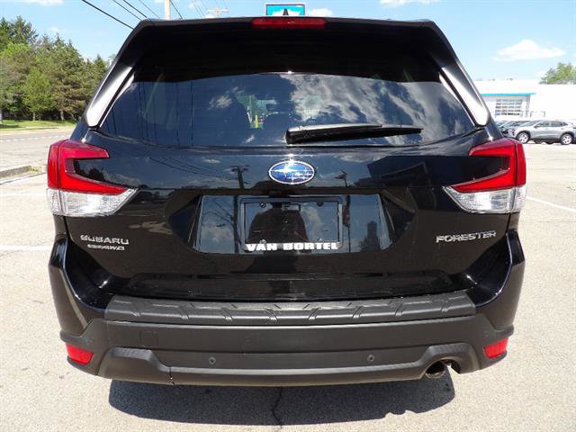 Used 2022 Subaru Forester Limited AWD/4WD image 4