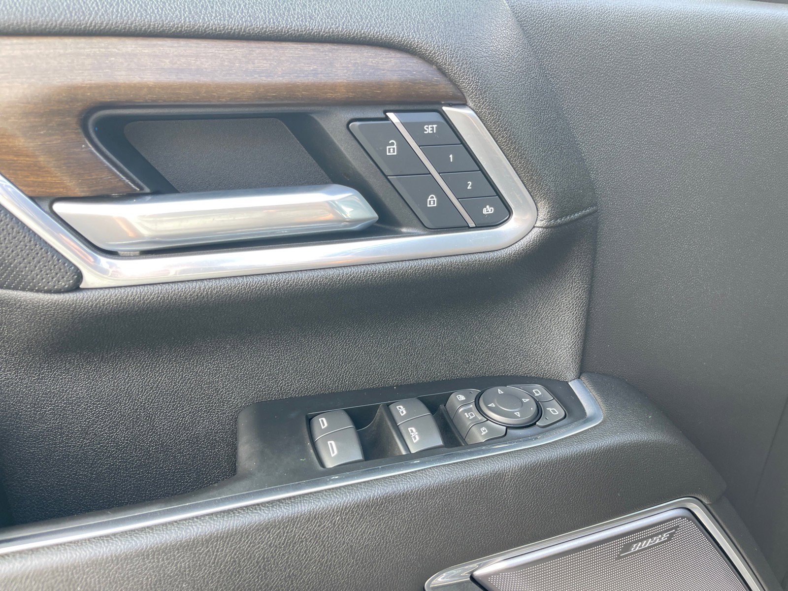 Used 2025 Chevrolet Silverado 2500 High Country w/ High Country Premium Package image 8