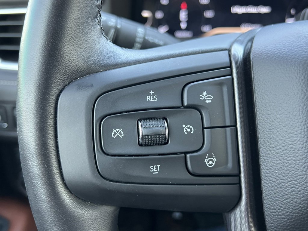 Used 2024 GMC Yukon XL Denali Ultimate image 17