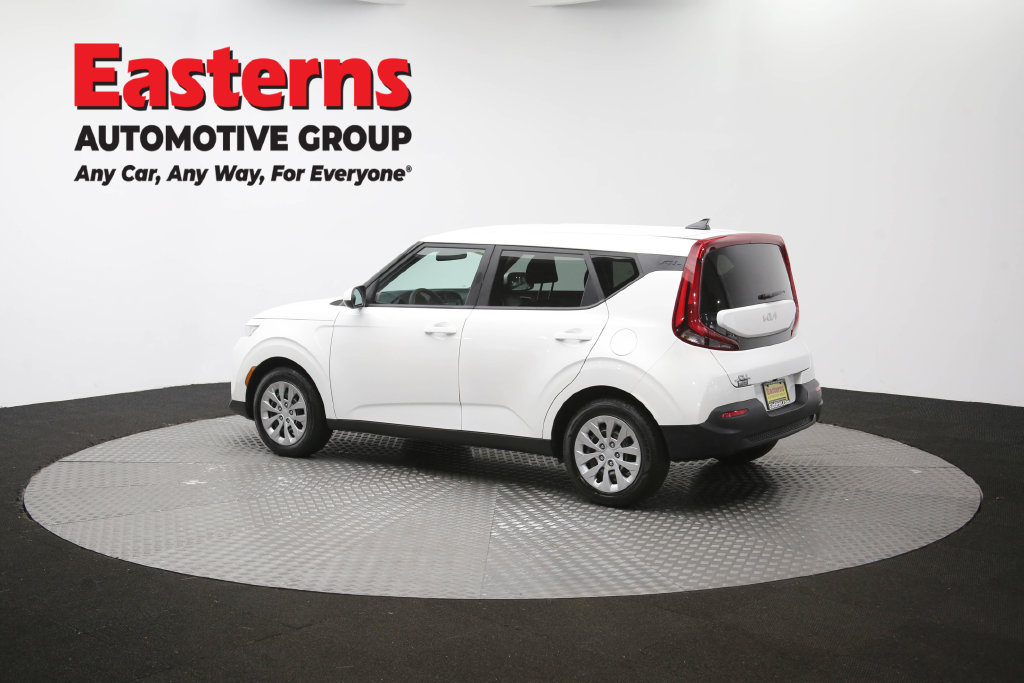 Used 2022 Kia Soul LX FWD image 65