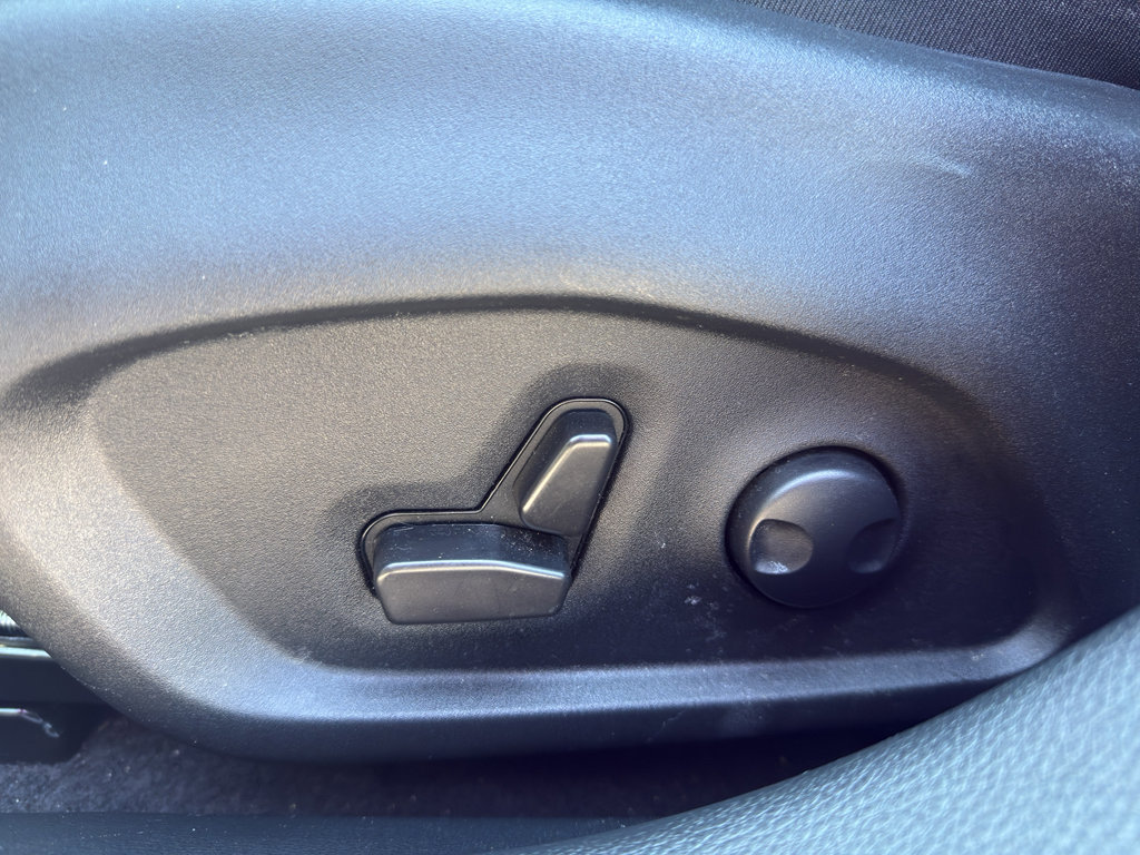 Used 2024 Jeep Compass Latitude AWD/4WD image 29