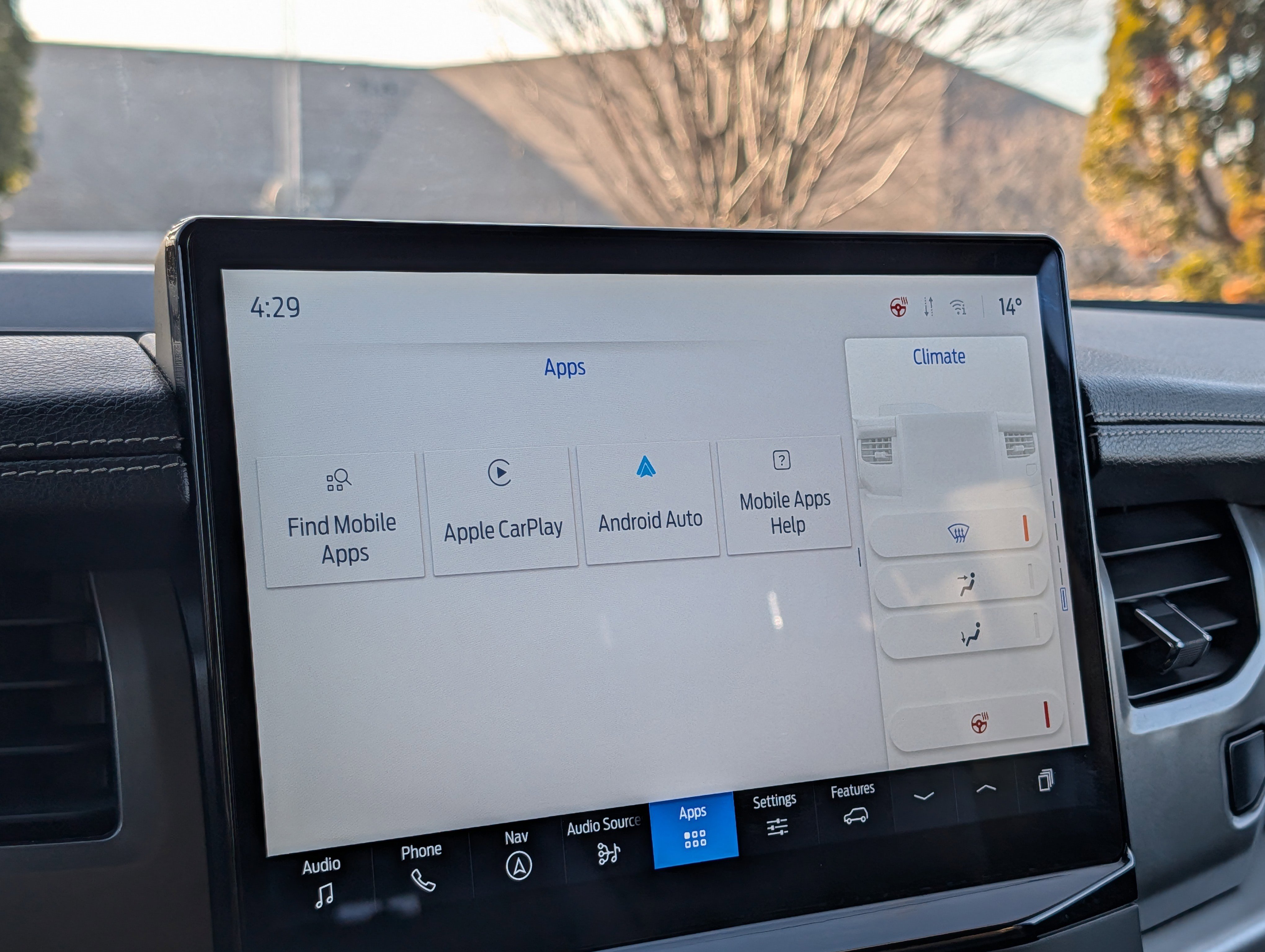 Used 2024 Ford Expedition Max XLT image 22