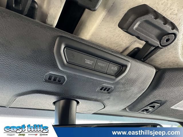 Used 2021 Jeep Wrangler Unlimited Rubicon AWD/4WD image 34