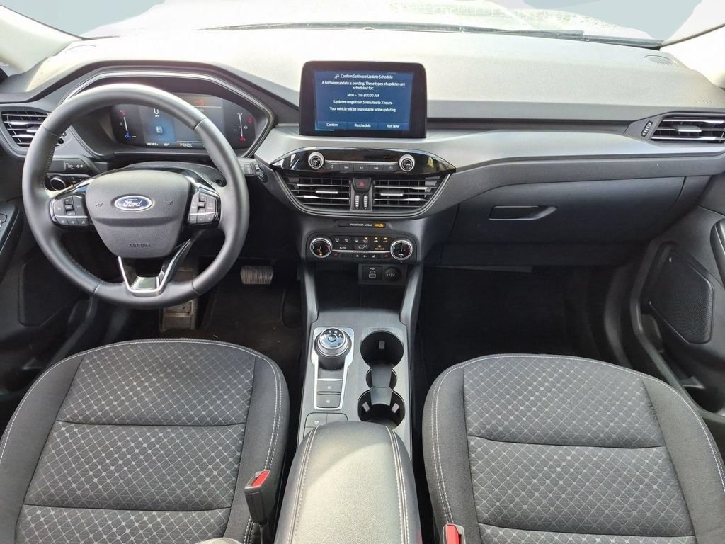Certified 2025 Ford Escape Active AWD/4WD image 22