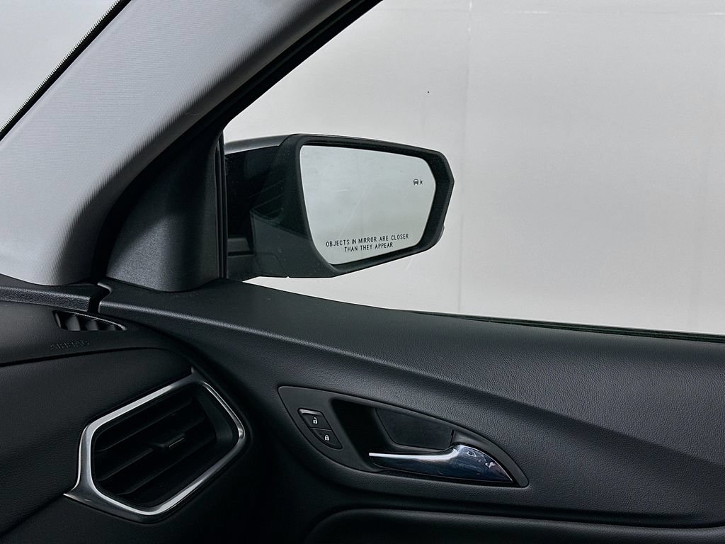 Used 2023 Chevrolet Equinox LT AWD/4WD image 24
