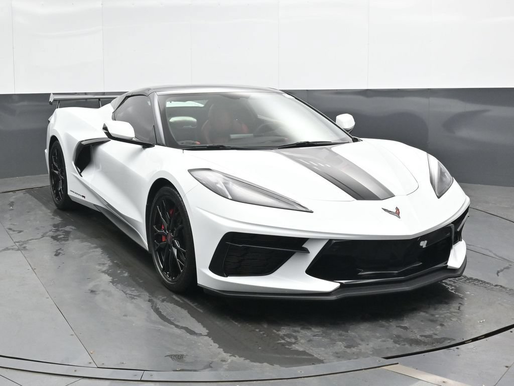 Used 2023 Chevrolet Corvette Stingray Premium Conv w/ Z51 Performance Package RWD image 6