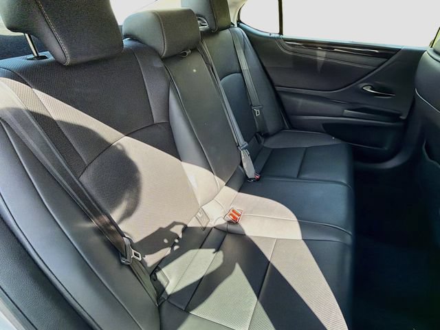 Used 2020 Lexus ES 350 w/ Premium Package FWD image 22