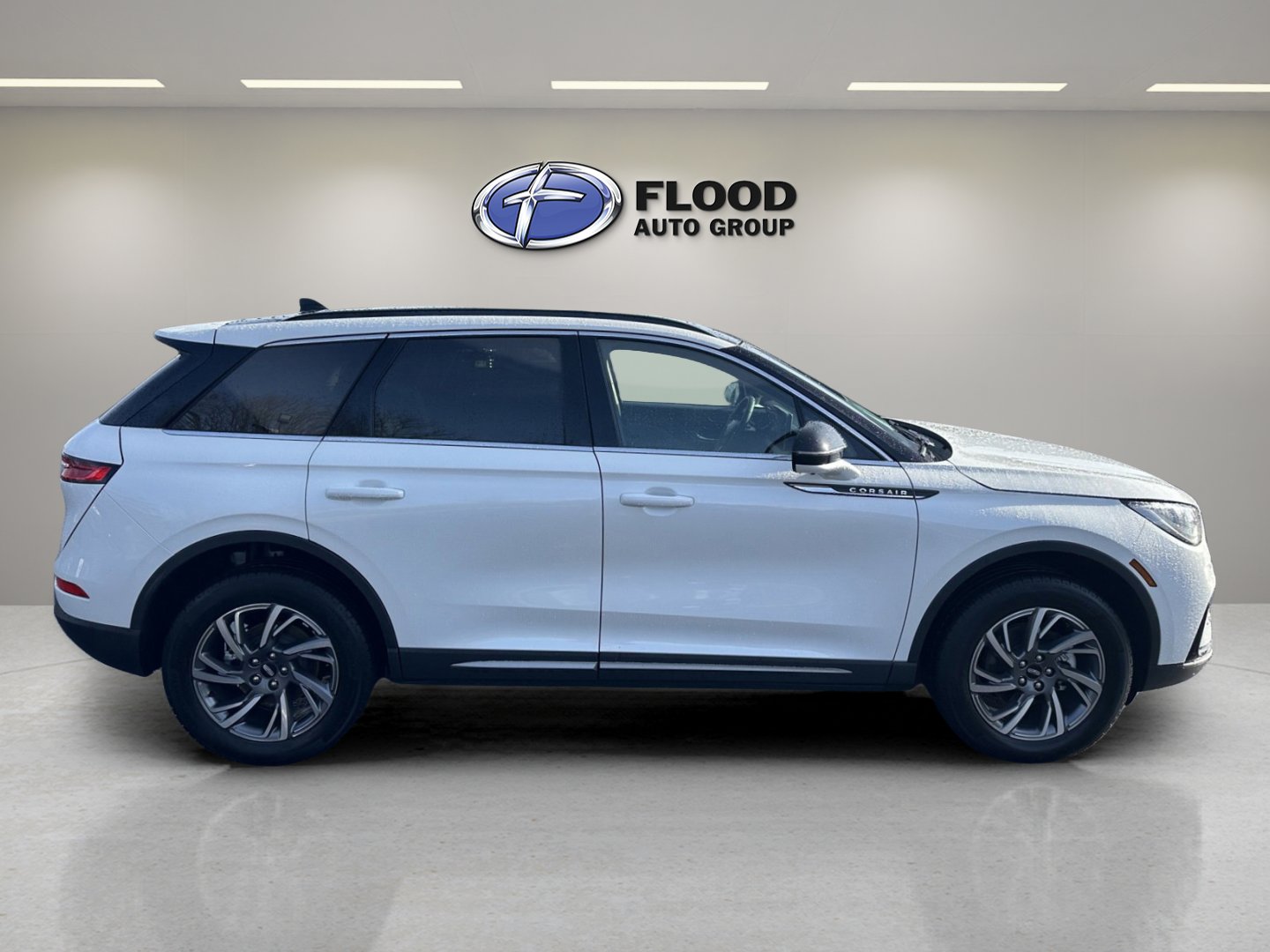 Used 2025 Lincoln Corsair Premiere w/ Equipment Group 101A image 5