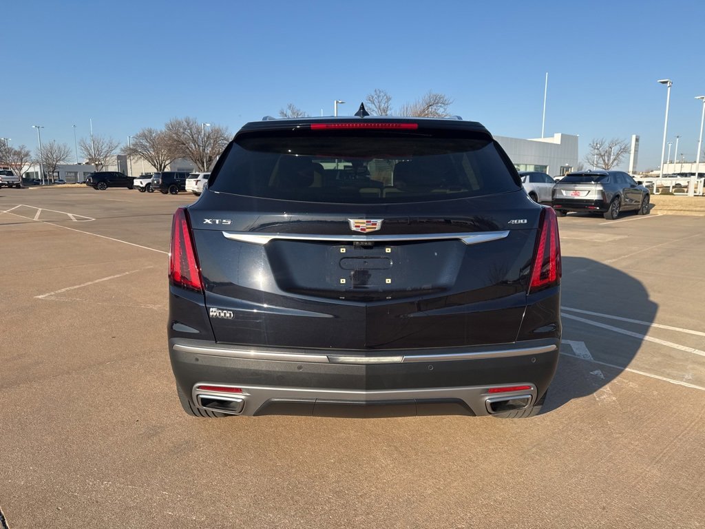 Certified 2022 Cadillac XT5 Premium Luxury w/ Technology Package image 3