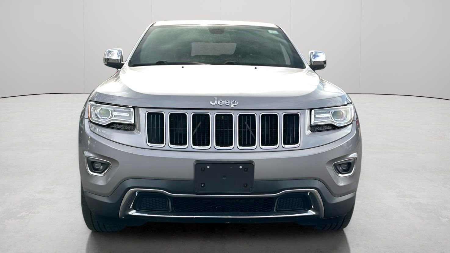 Used 2015 Jeep Grand Cherokee Limited w/ Luxury Group II image 11