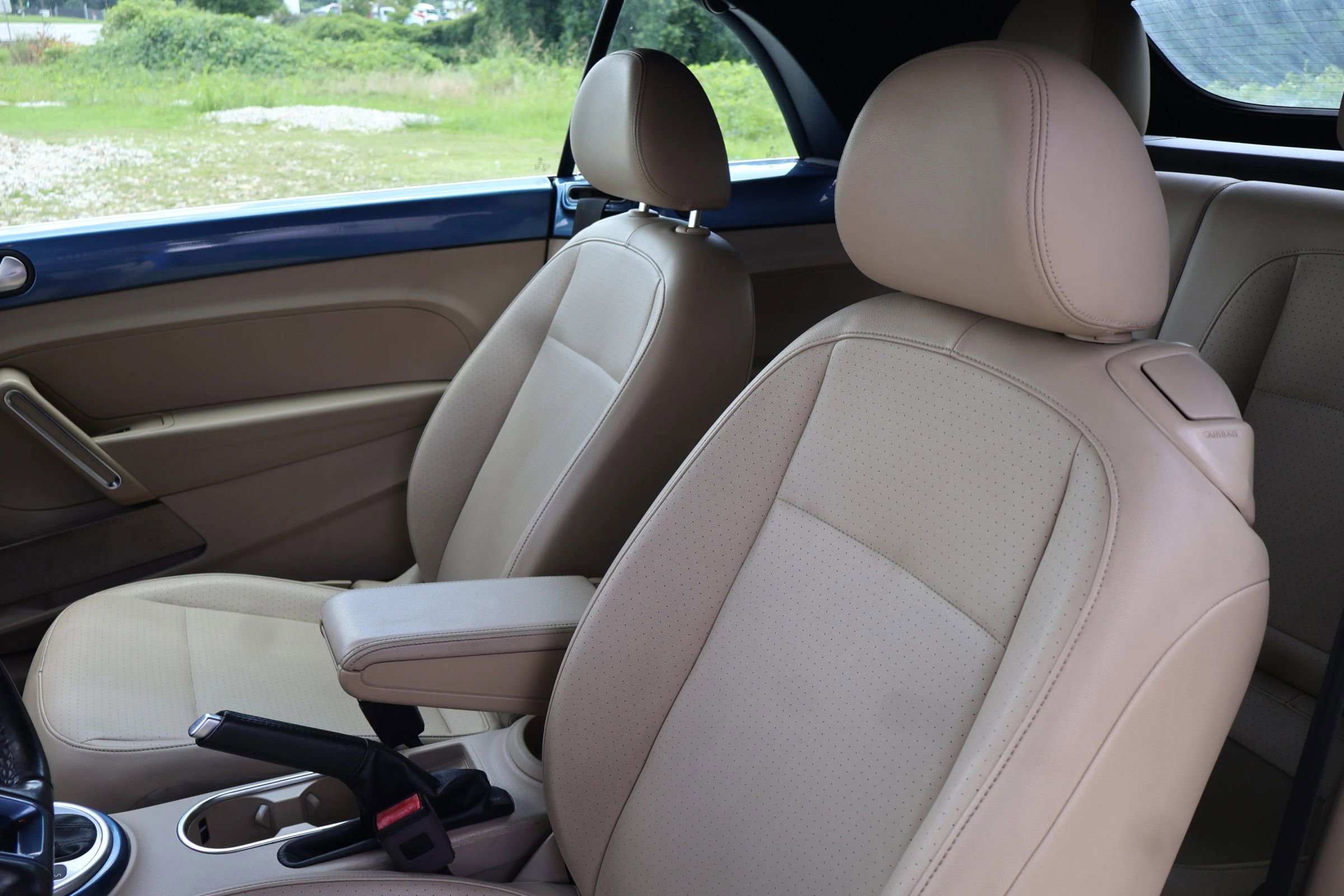 Used 2018 Volkswagen Beetle 2.0T S image 20