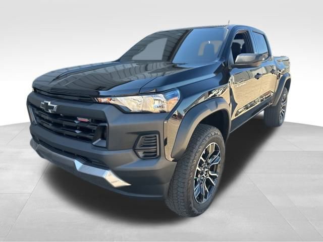 Used 2024 Chevrolet Colorado Trail Boss w/ LPO, Dark Essentials Package