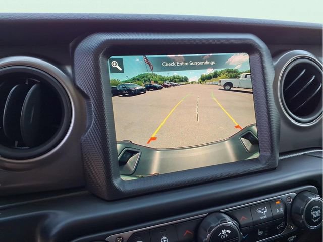 Used 2022 Jeep Gladiator Sport AWD/4WD image 29