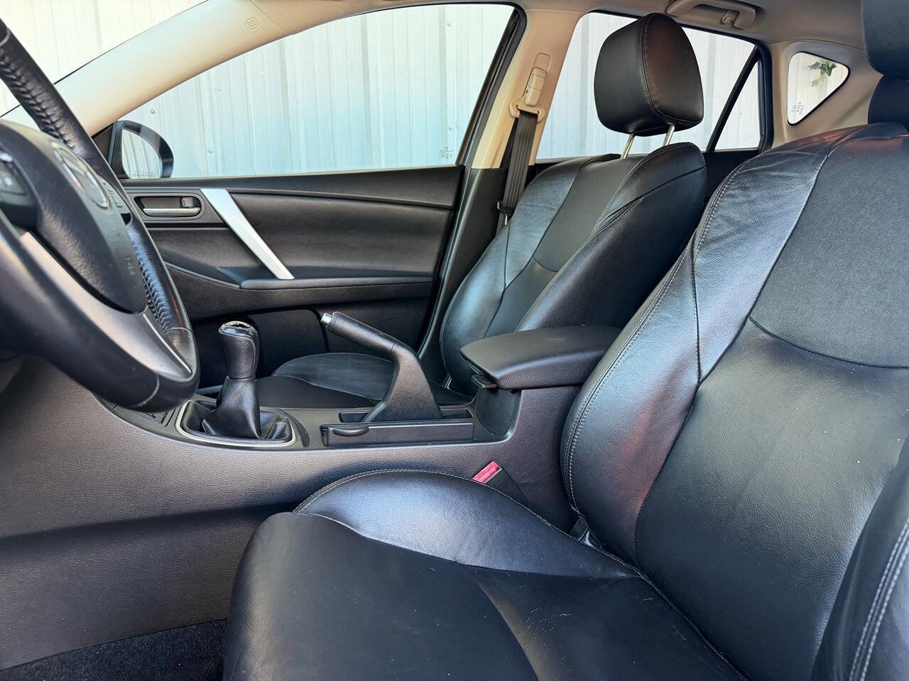 Used 2013 MAZDA MAZDA3 i Grand Touring w/ Tech Pkg image 40