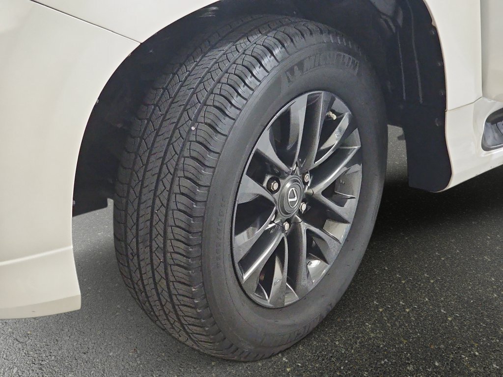 Certified 2023 Lexus GX 460 Premium w/ Premium Package AWD/4WD image 30