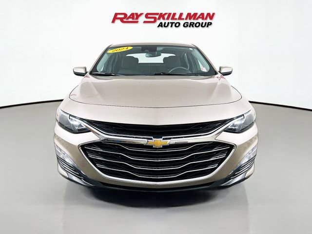 Used 2024 Chevrolet Malibu LT image 2