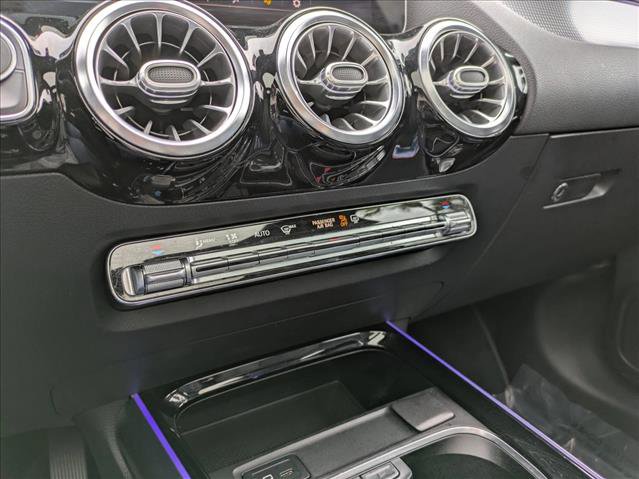 Used 2021 Mercedes-Benz GLA 250 4MATIC w/ Premium Package image 14