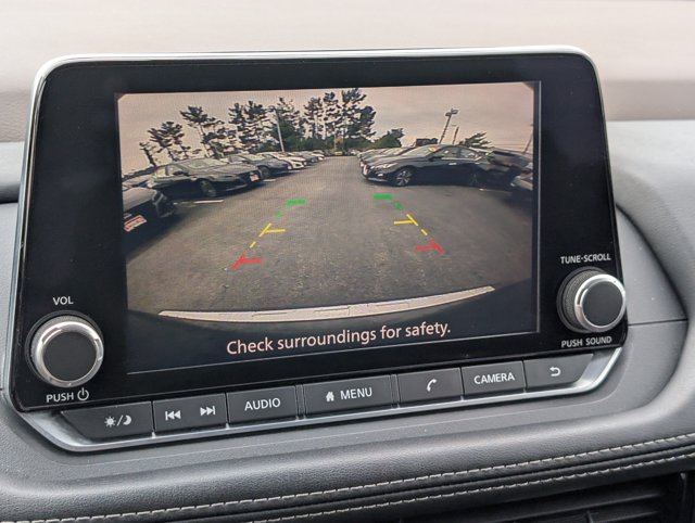 Used 2023 Nissan Rogue SV FWD image 23