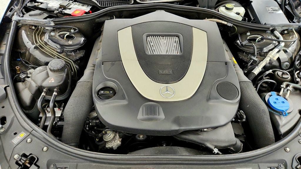 Used 2010 Mercedes-Benz CL 550 4MATIC image 27