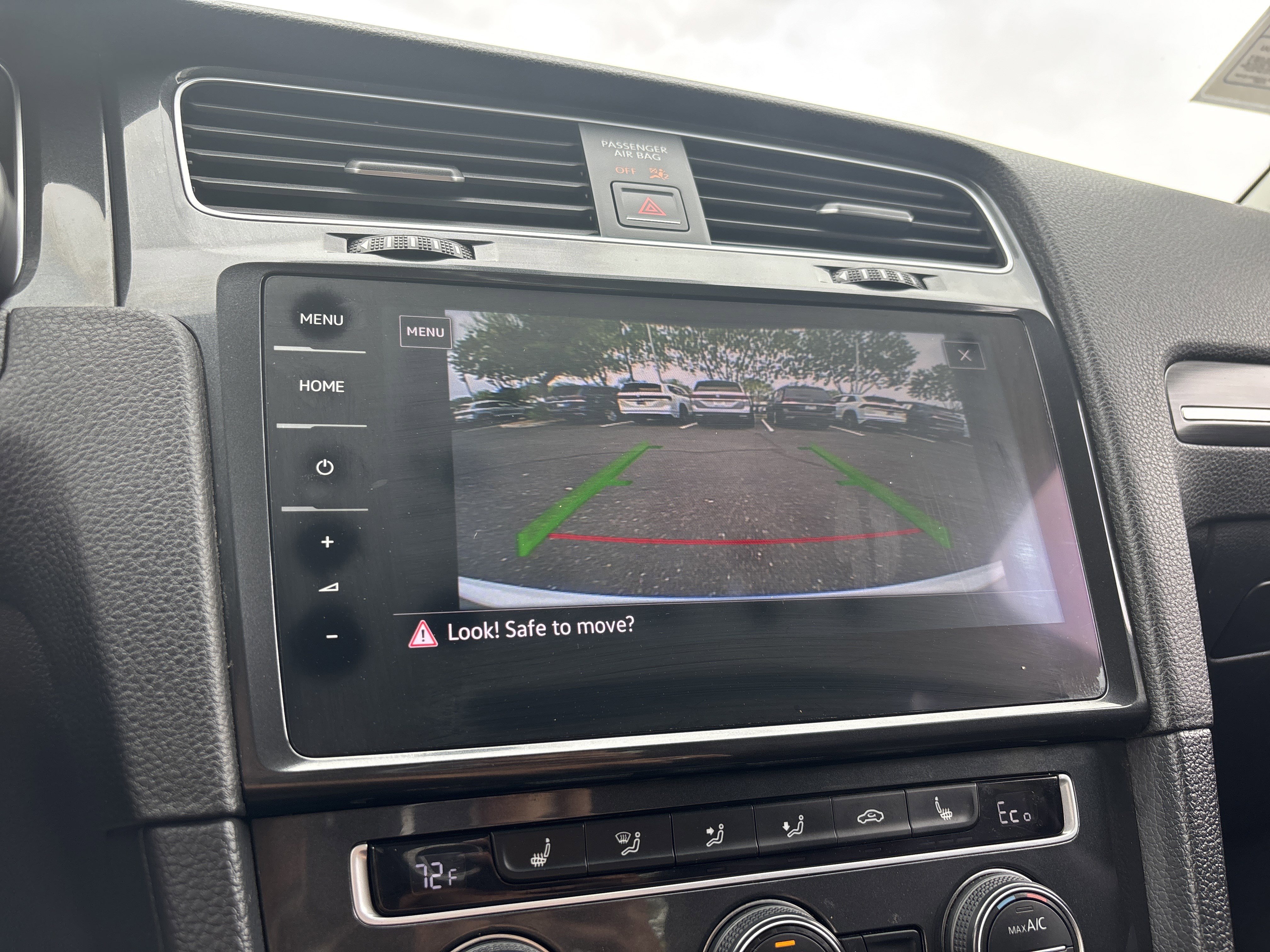 Used 2018 Volkswagen e-Golf SEL Premium image 21