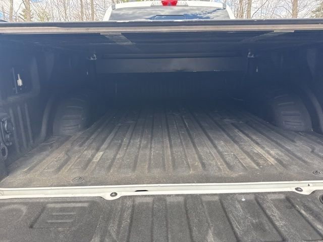 Used 2023 Ford F350 Lariat w/ Lariat Ultimate Package AWD/4WD image 7