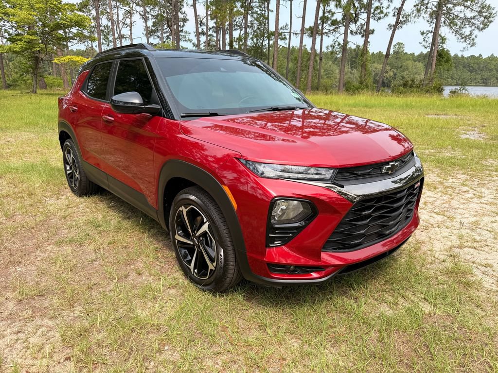 Used 2021 Chevrolet TrailBlazer RS w/ Technology Package FWD image 7